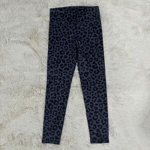 Pink Lily Leopard Pattern Leggings - NWOT